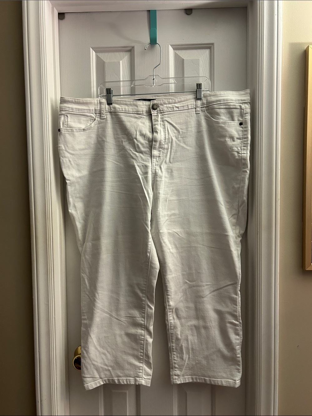 White Stretch Denim Capri Pants